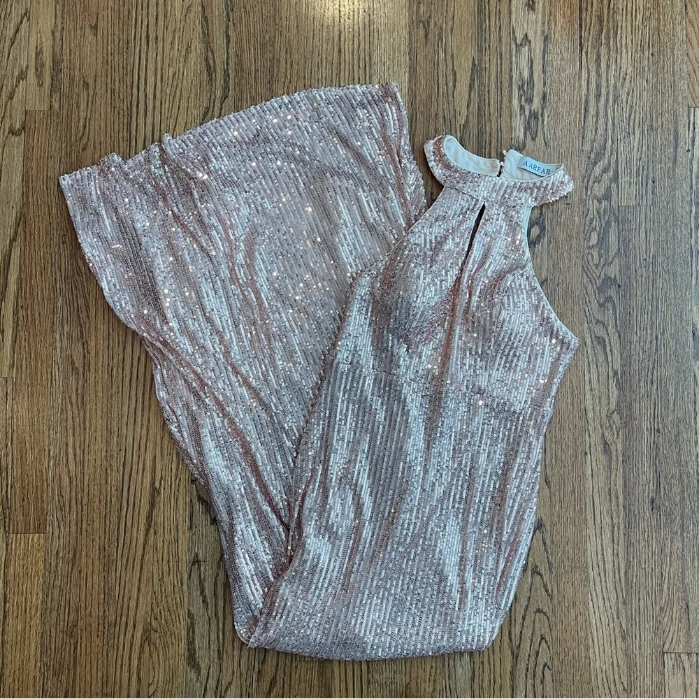 Aarfar Elegant Sequin Halter Dress - Picture 4 of 9